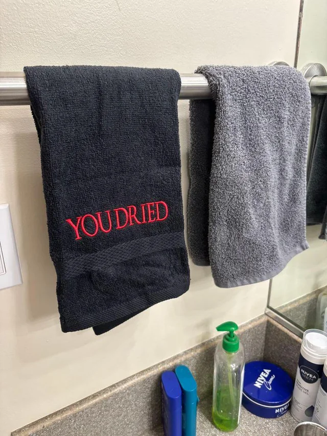 ngl-dis-towel-is-peak-ds-v0-11526cu69bvf1.png